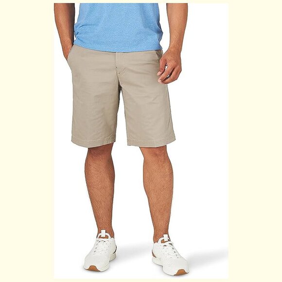 Men's Extreme Motion Flat Front Short Pebble